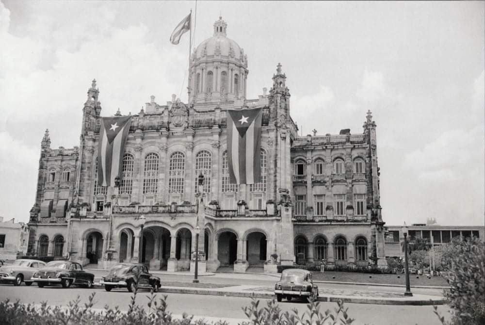 Palacio Presidencial a mediados del siglo pasado