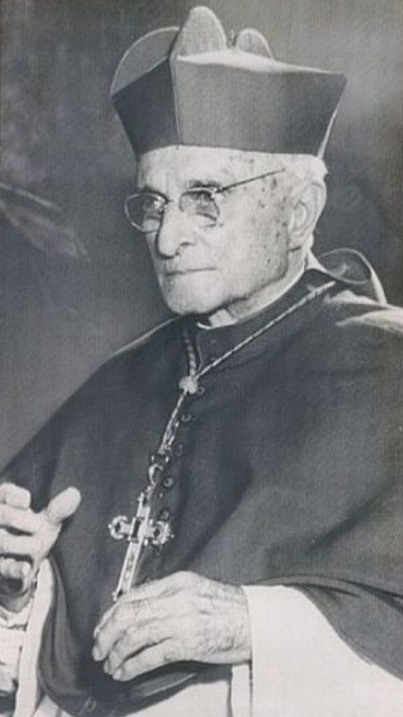 Monseñor Manuel Arteaga en 1958