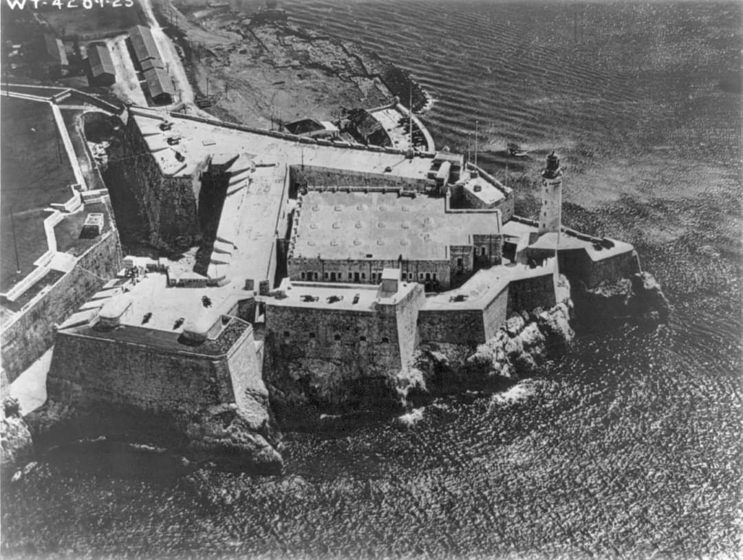 El Castillo del Morro desde el aire (fotos de ¿1909? )