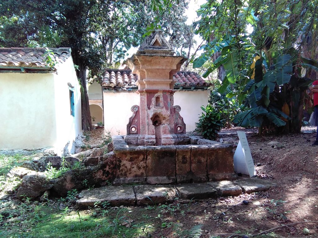 fuente la samaritana del convento de santa clara, la más antigua de la ciudad