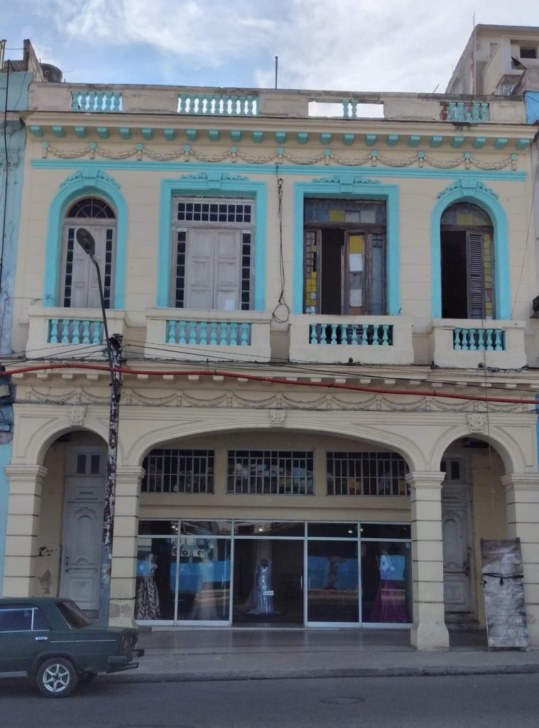 Fábrica - Peletería Amadeo, La Habana