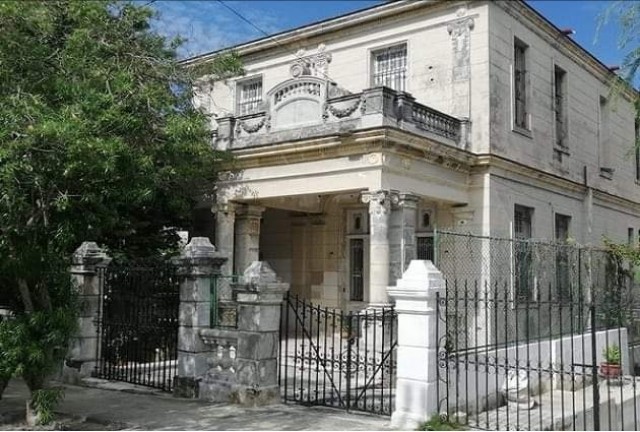 Santo Suárez clásico: Casa de Adolfo Ponce de León (Calle Estrada Palma No. 82)