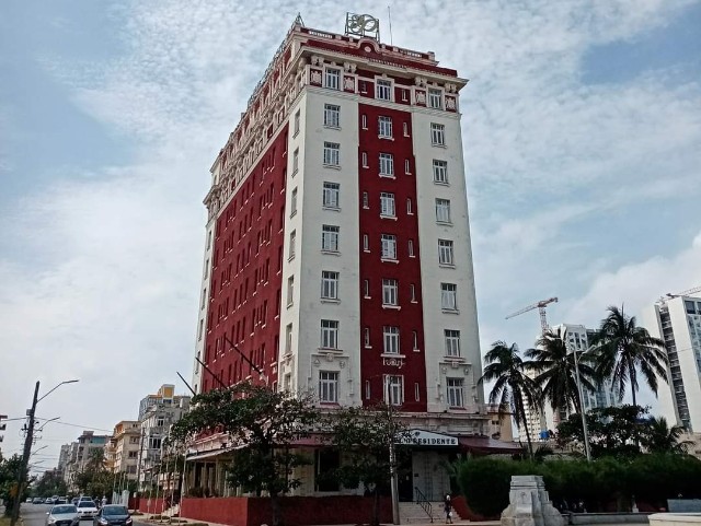 Hotel Presidente el rascacielos rojo del Vedado (Hoteles de La Habana)