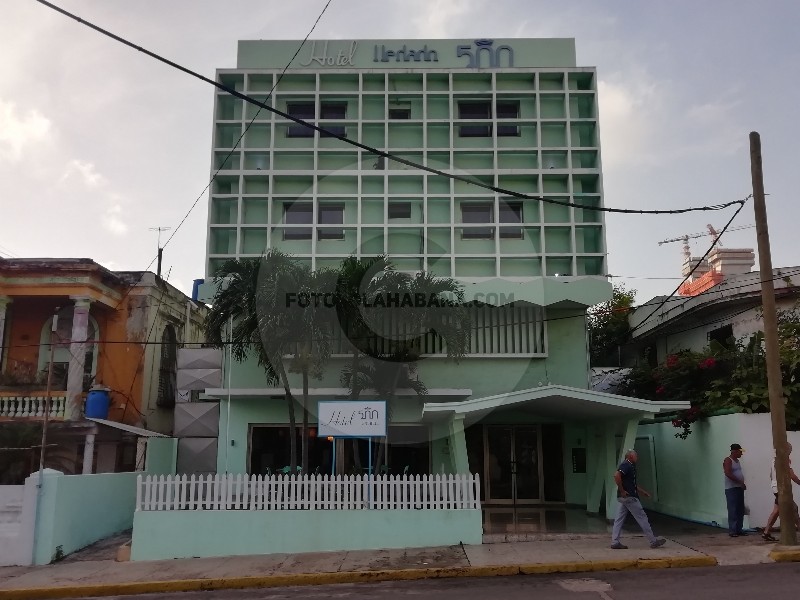 Del Hotel Universitario al Hotel Vedado 500 (Hoteles de La Habana)