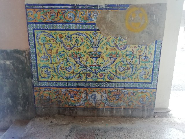 zocalo de azulejos sevillanos Habana