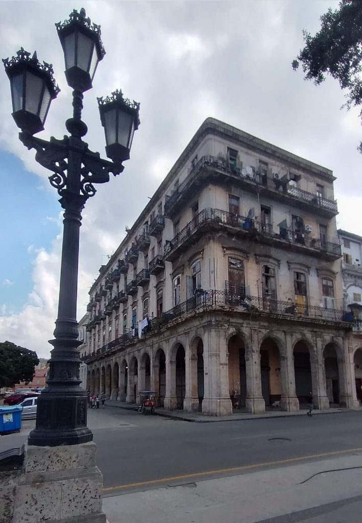 Palacio de la Mortera del Arquitecto Alberto Camacho