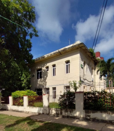 Casa del Vedado calle 21 empresa constructora caribe
