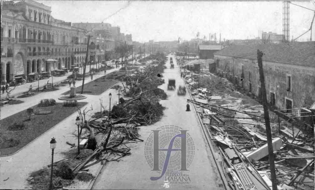 1926-ciclon-arrasa-el-parque-de-isabel-la-catolica