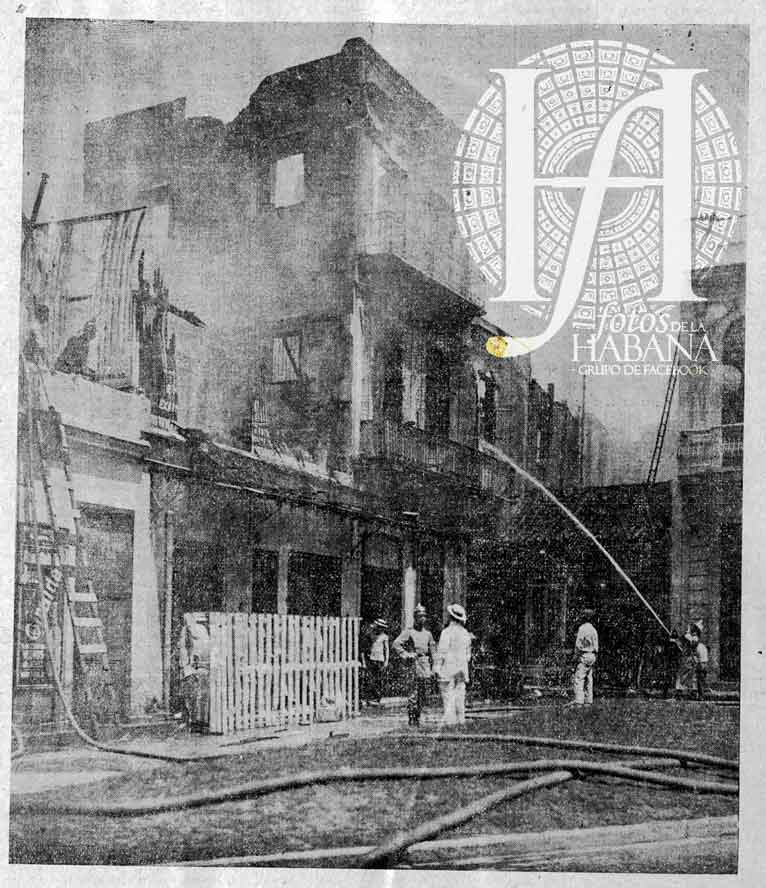 1913-julio-2-incendio-del-Harris-Bros
