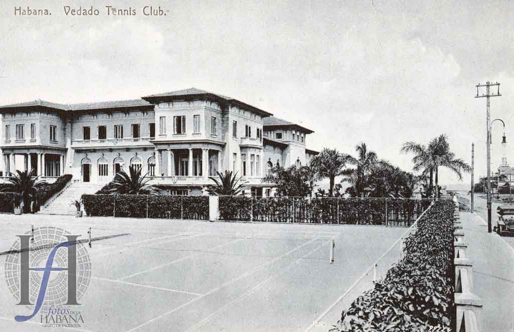 3-edif-vedado-tennis-club