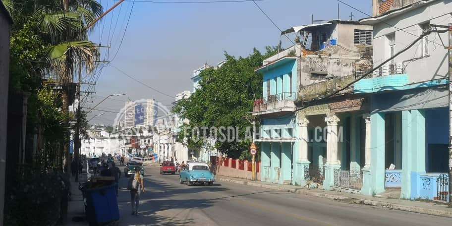 Calzada del Cerro desde la calle Sarabia La Habana