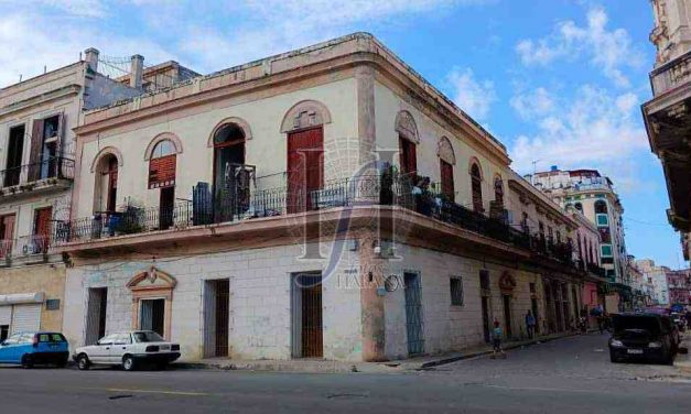 El teatro Cervantes en la esquina de San José y Consulado (Habana Desaparecida)