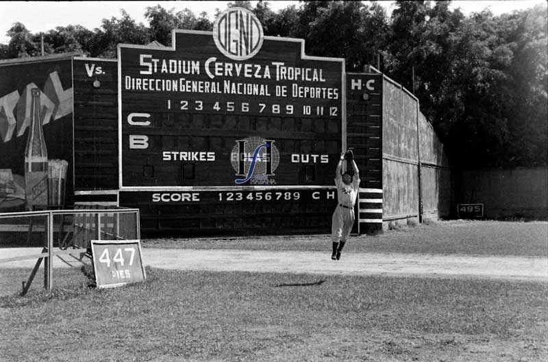 1942 03 stadium de cerveza de la tropical pedro marrero